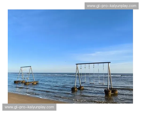 蔚蓝海岸的华丽华尔兹:当摩纳哥的贵气撞上图卢兹的坚韧